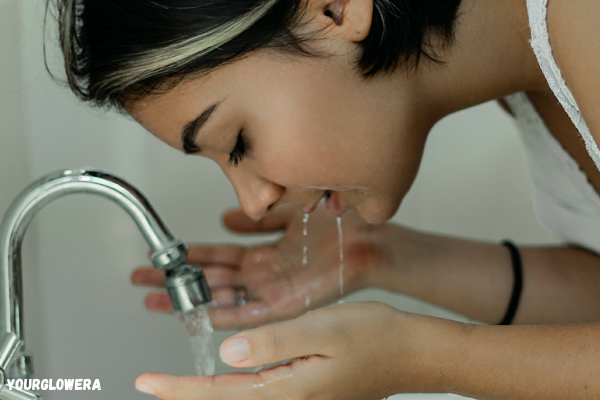 best glowing face wash for dry skin