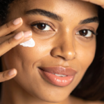 how much moisturizer to use on face